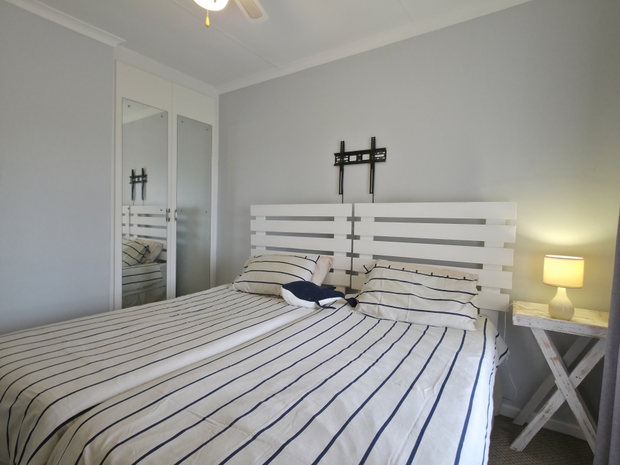 3 Bedroom Property for Sale in Wavecrest Eastern Cape